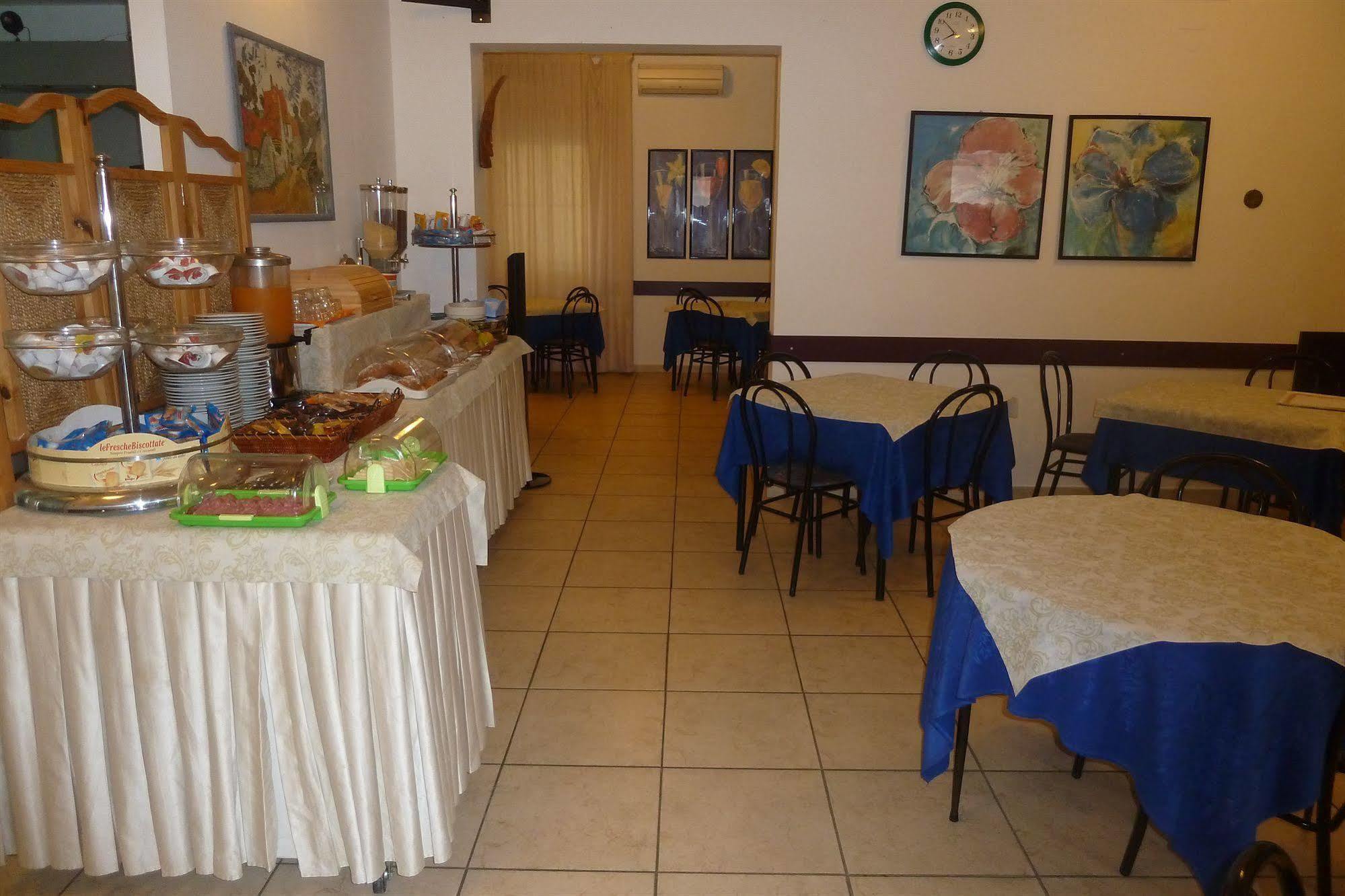 רימיני Hotel Abamar מראה חיצוני תמונה
